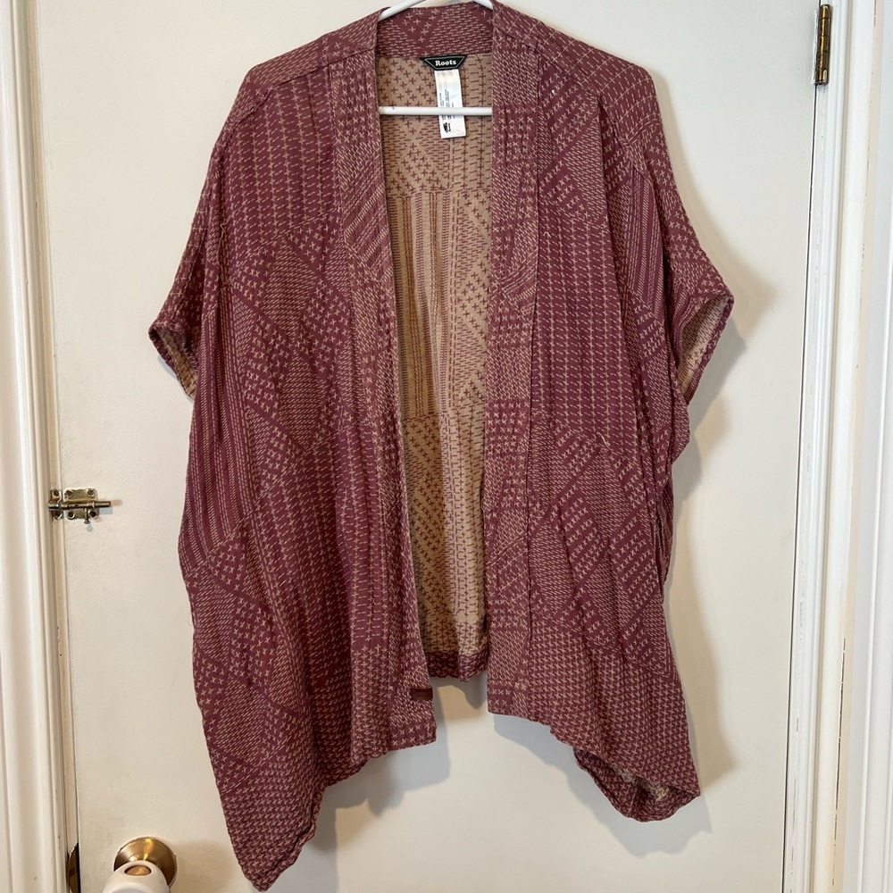 Roots shawl OS